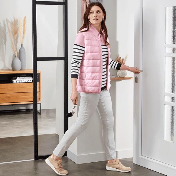 UP2Fashion(R) 				Veste sans manches pour femmes