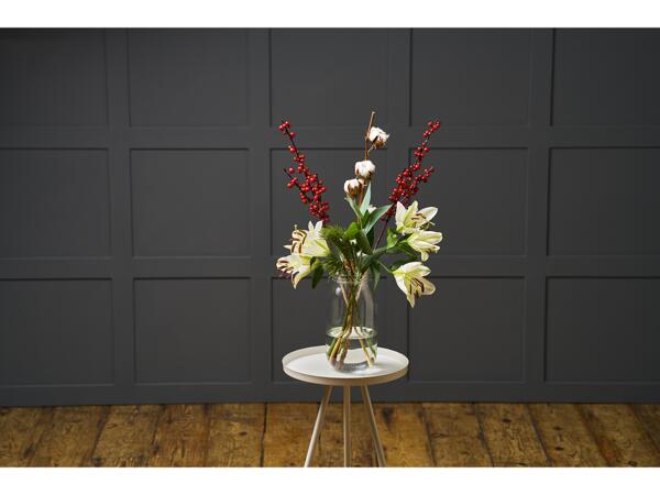 Deluxe Lily & Illex Bouquet