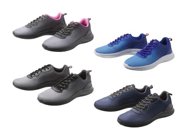 Chaussures de sports et de loisirs