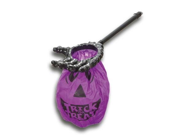 Trick or Treat Arm Extension