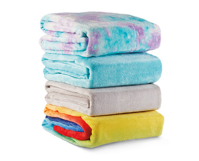 Huntington Home Royal Plush Blanket