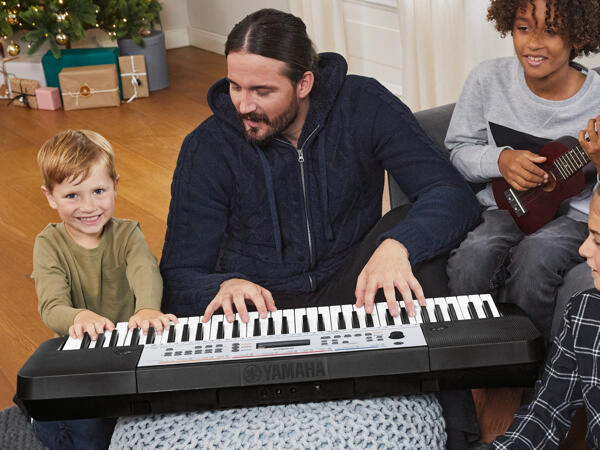 Yamaha(R) Keyboard „YPT-260"