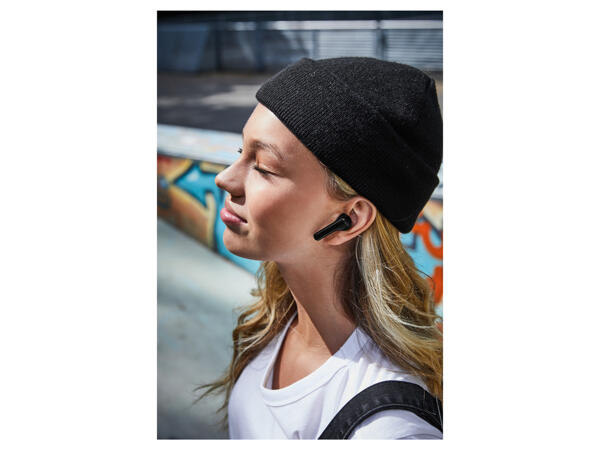 True Wireless Bluetooth In-Ear Headphones