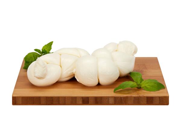 Tresse de mozzarella (action valable uniquement au Tessin)