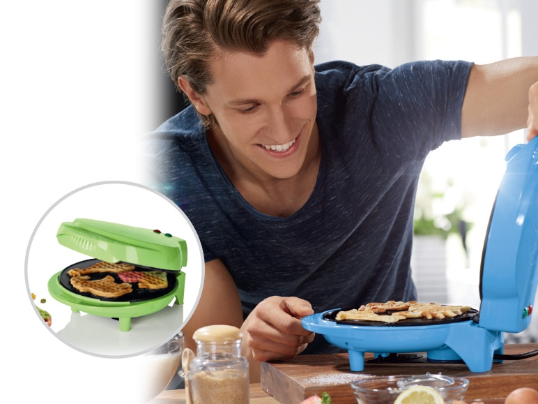 SILVERCREST KITCHEN TOOLS(R) 1,000W Animal Shapes Waffle Maker