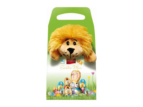 Favorina Toy with Chocolate