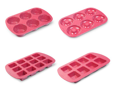 Crofton Metal Dessert Bakeware
