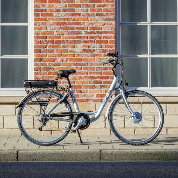 Vélo électrique Minerva à moteur avant