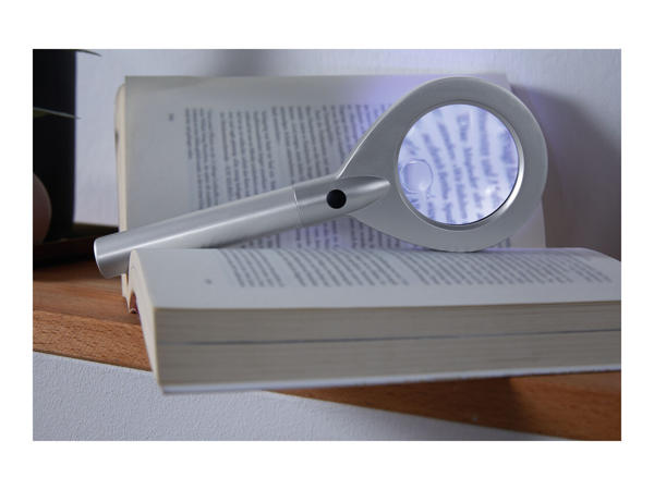 Auriol Light-Up Magnifying Glass