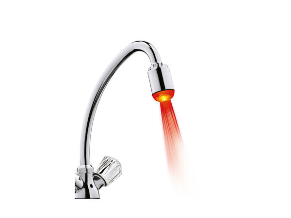 LED NÁSTAVEC NA VODOVODNÍ KOHOUTEK