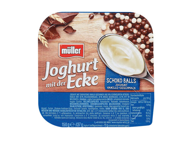 Fruchtjoghurt oder Joghurt mit knusprigen Stückchen