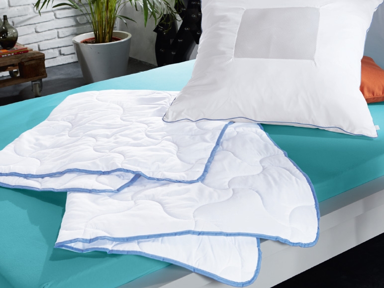 MERADISO(R) Microfibre Duvet