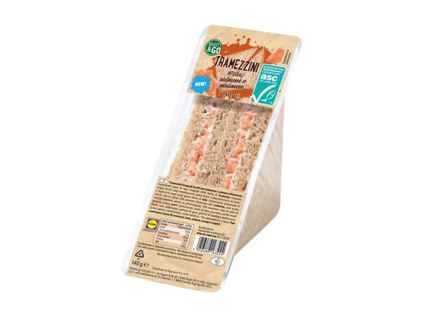 Sandwiches With Salmon And Mayo