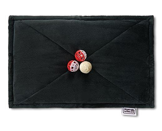 Heart to Tail Cat Warming Mat