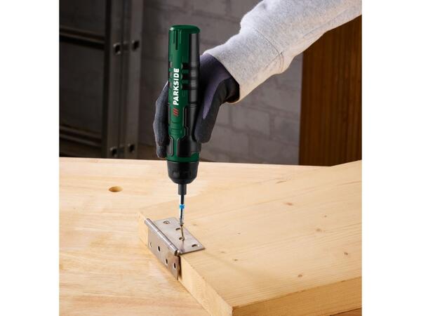 Cordless rod screwdriver