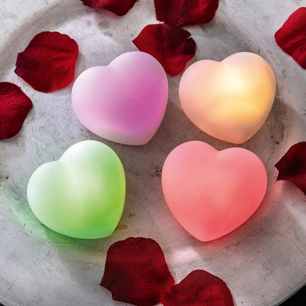 LED-Deko-Rosen oder -Herzen 4er-Set