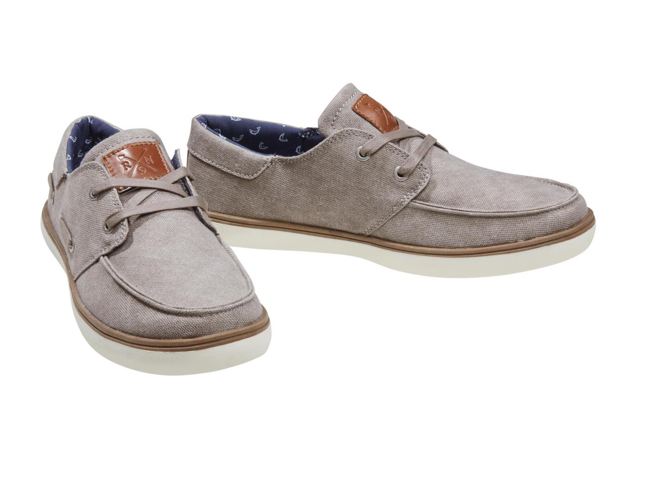 Mens' Casual Shoes