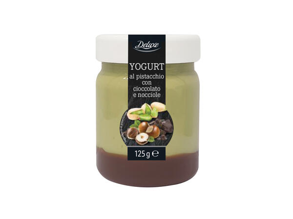 Yoghurt with Pistachio and Hazelnut