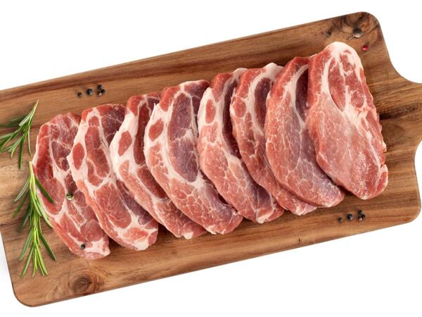 Frische Schopfsteaks