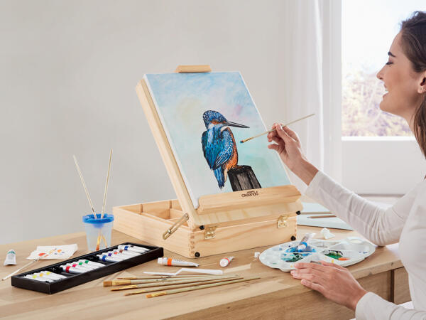 Artist's Easel Set in a Case