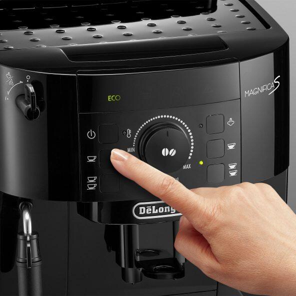 DELONGHI(R) Machine à espresso automatique Magnifica S