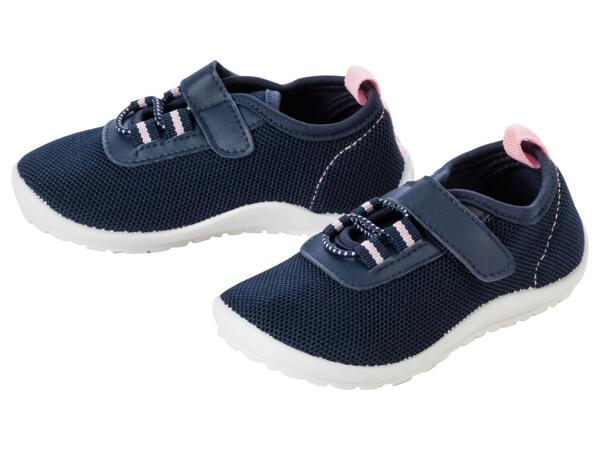 Girls' shoes