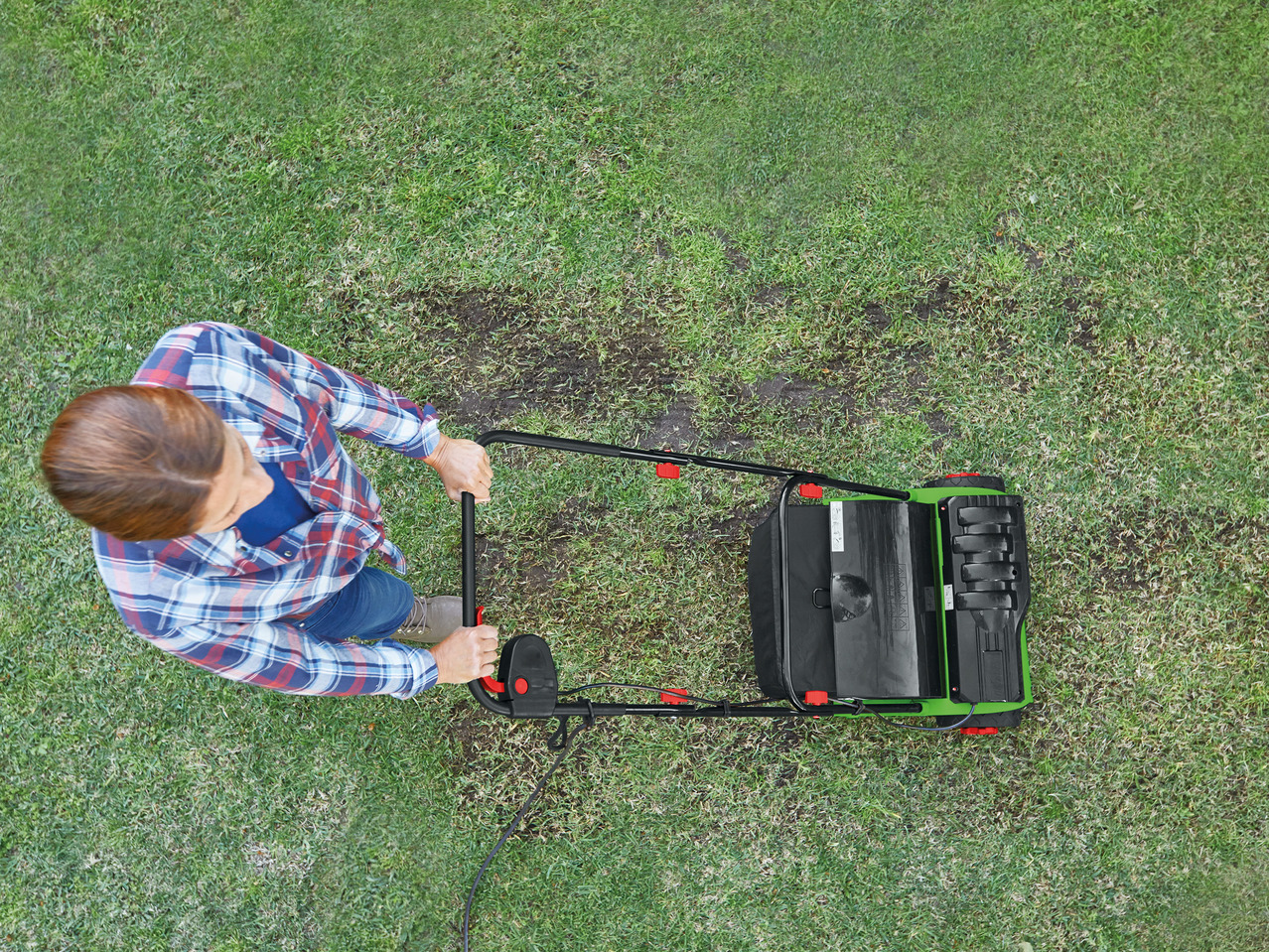 Florabest Electric Scarifier & Aerator1