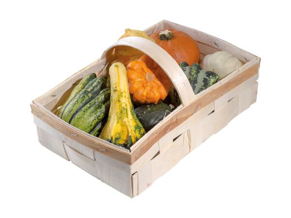 Courges dans une cagette en bois