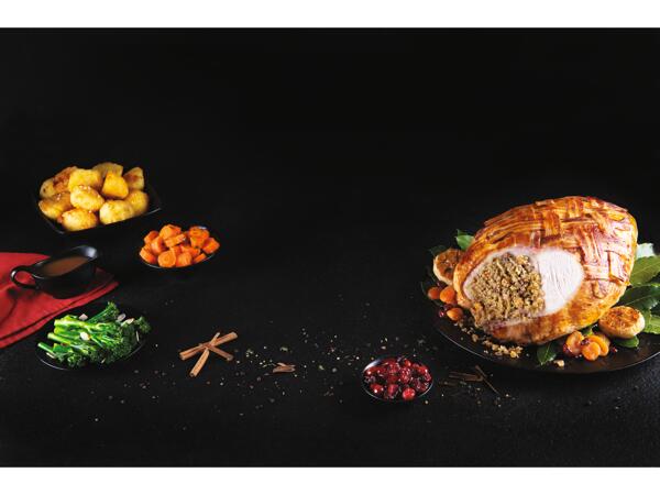 Fresh Irish Turkey Crown Stuffed Bronze 2.4-2.8kg