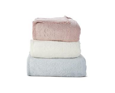 Huntington Home Signature Sculpted Blanket