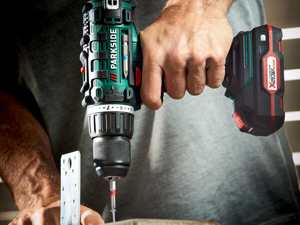 Cordless Drill Set