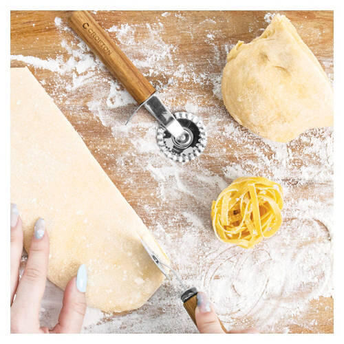 Italian Kitchen Gadget - Pasta Cutters