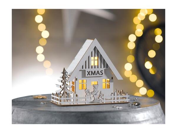 Livarno Home Light-Up Wooden Christmas House Scene