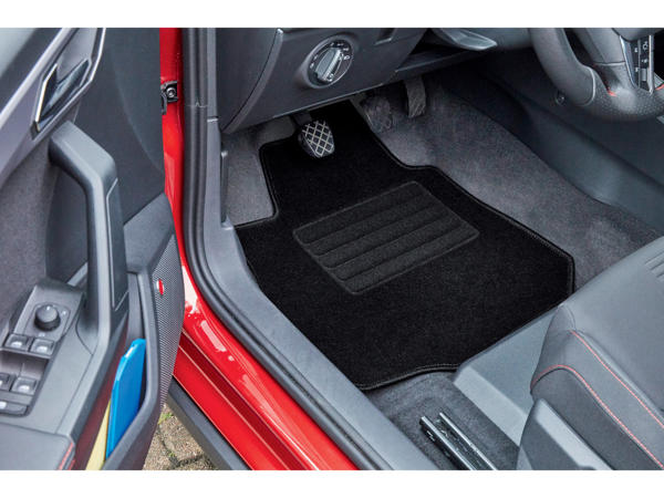 Car Mat Set
