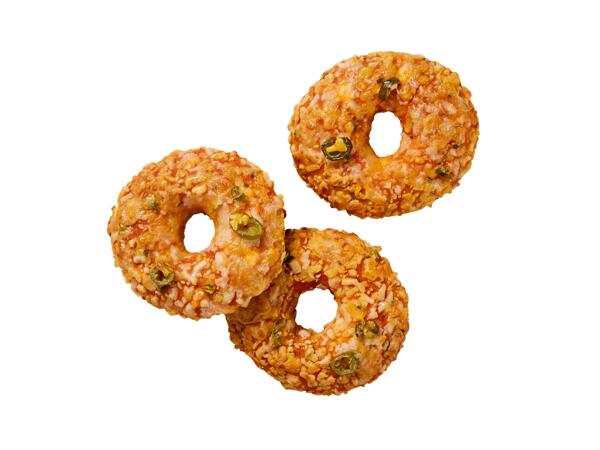 Cheddar donut s papričkami Jalapeño