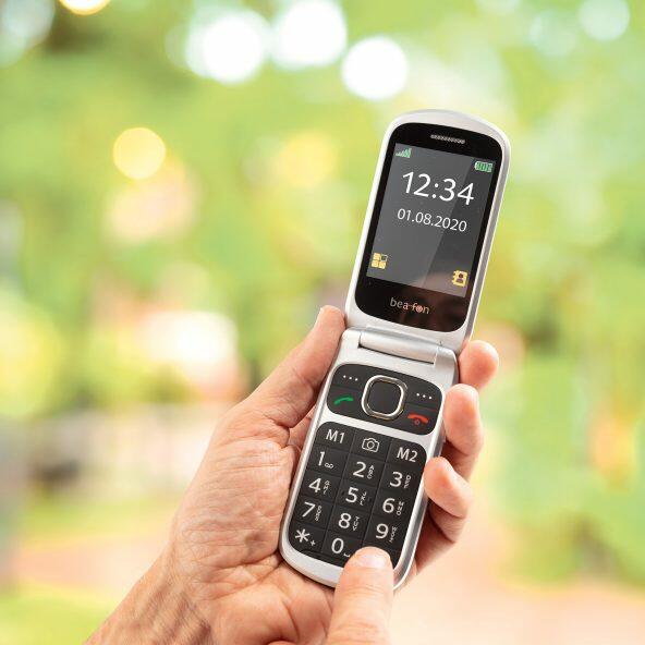 Gsm met grote toetsen