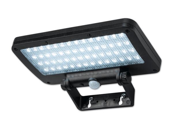 LED-Solarstrahler mit Bewegungsmelder