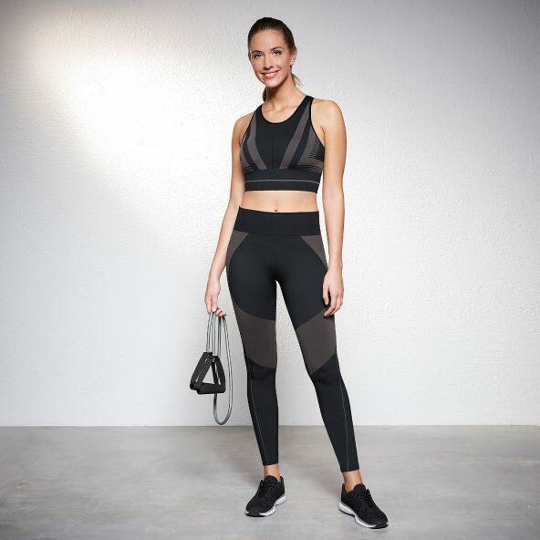 ACTIVE TOUCH(R) 				Legging de sport pour femmes