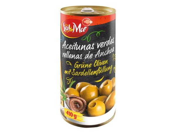 Gefüllte grüne Oliven