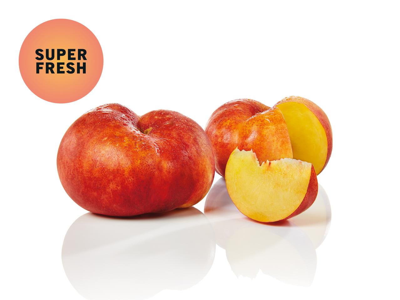 Nectarines plates
