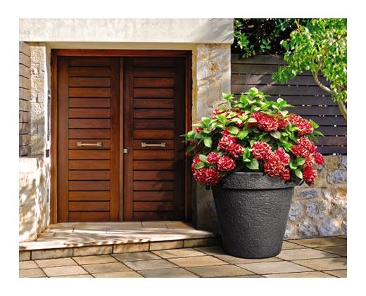 Belavi 
 23" Planter