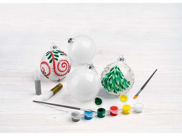 Paint Your Own Christmas Baubles Kit