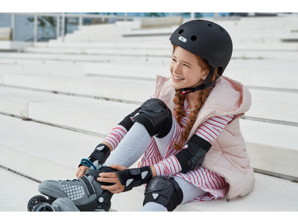 Skatehjälm