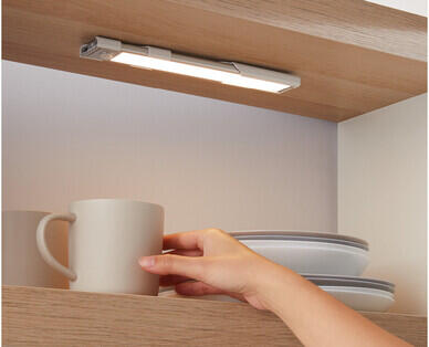 Rechargeable Under Cabinet Sensor Light