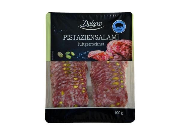 Salami en tranches à la pistache