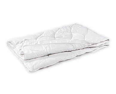 Couette matelassée en laine de mouton avec flocons de pin arolle MY LIVING STYLE