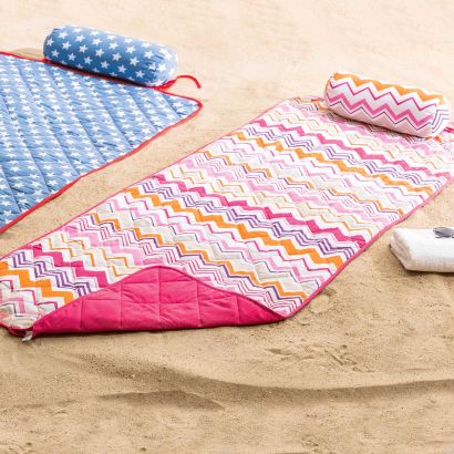 Tapis de plage avec coussin de nuque