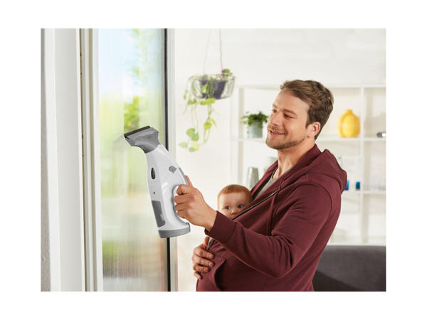 Silvercrest Cordless Window Vacuum Cleaner1