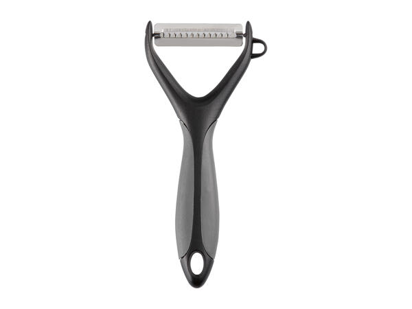 Ernesto Dough Scraper/Wave-shaped Slicer/Julienne Peeler
