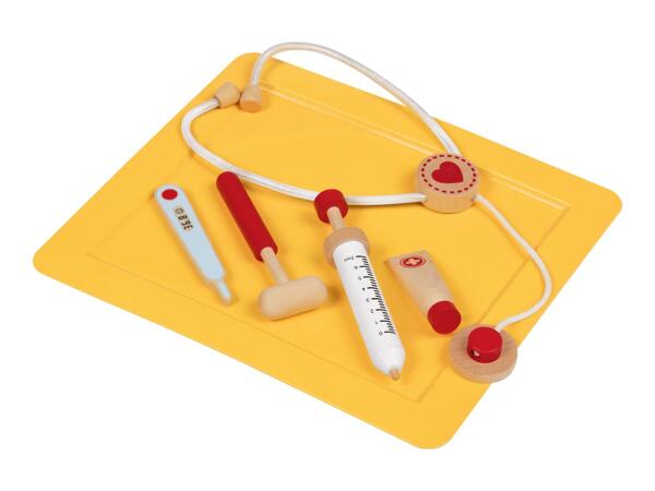 Playtive 2-in-1 Baby Clinic and Vets - 10 Piece Set